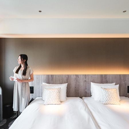 Hotel Jal City Toyama Bagian luar foto