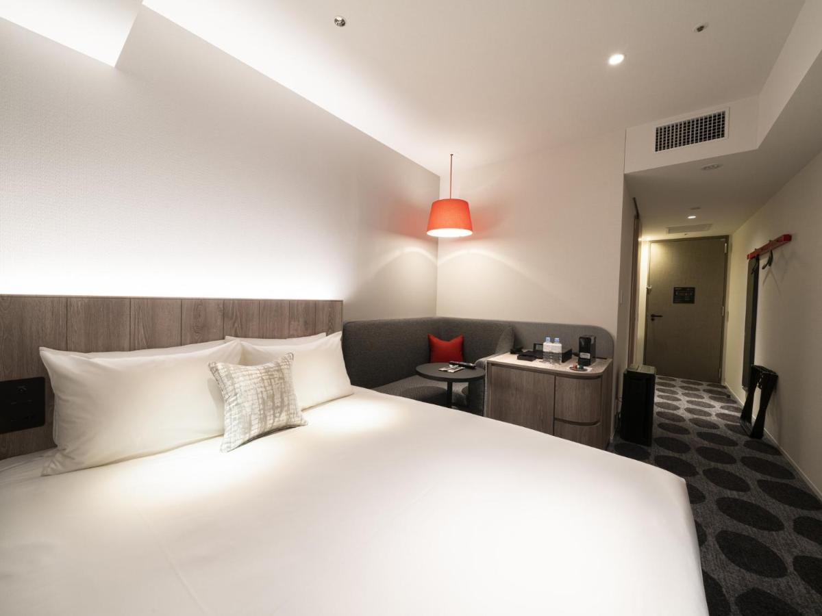Hotel Jal City Toyama Bagian luar foto