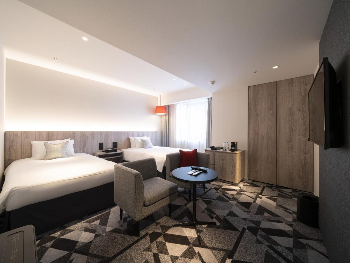 Hotel Jal City Toyama Bagian luar foto